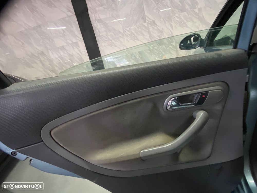 SEAT Ibiza 1.2 12V Reference - 21