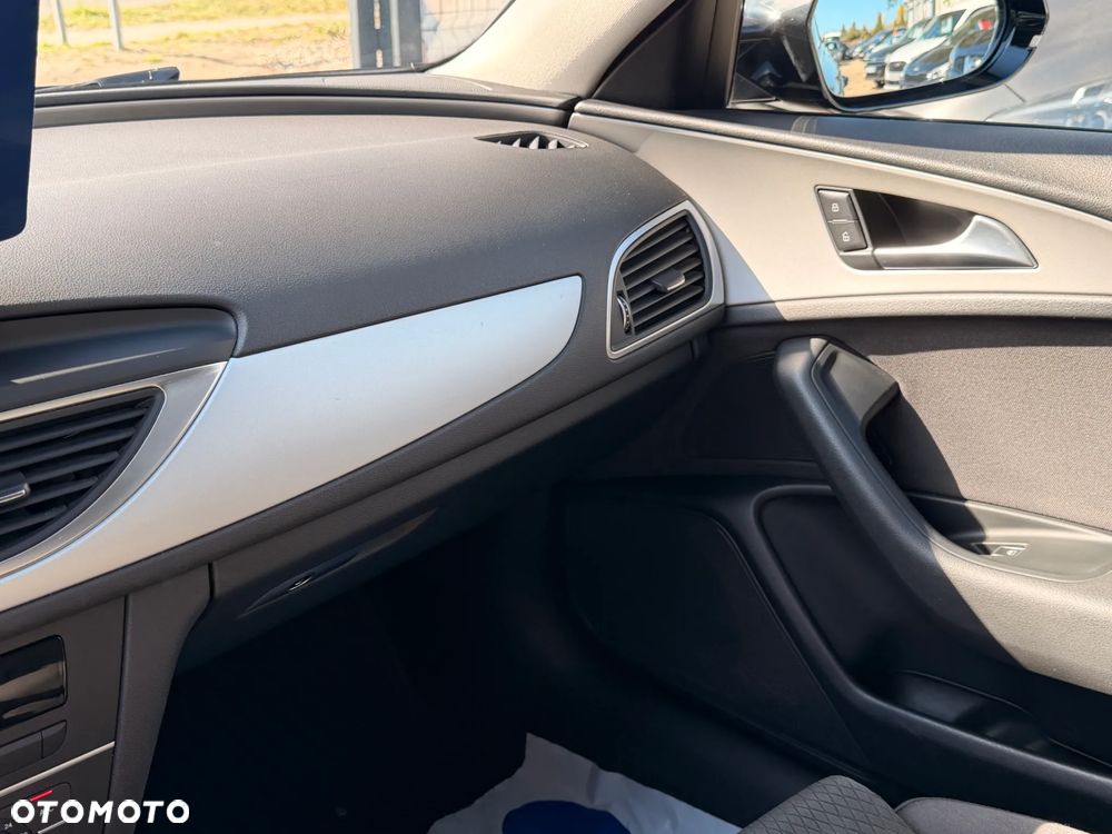 Audi A6 Avant 2.0 TDI Ultra S tronic - 24