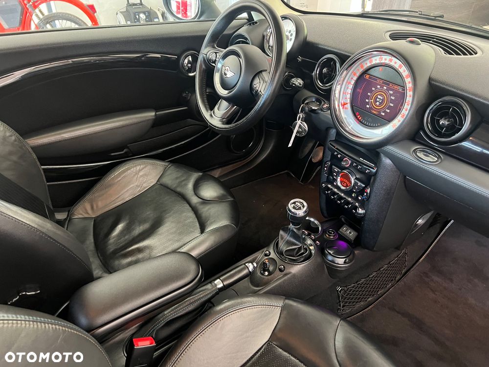 MINI Cooper D Bayswater - 22