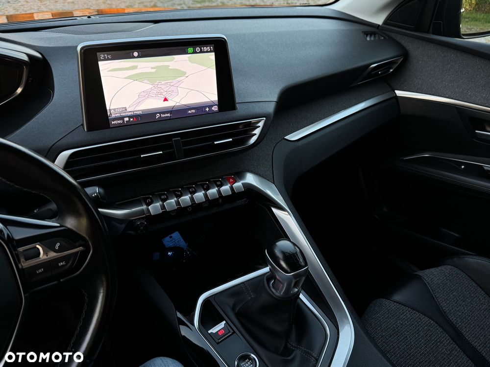 Peugeot 3008 BlueHDi 130 Stop & Start Allure Business-Paket - 8