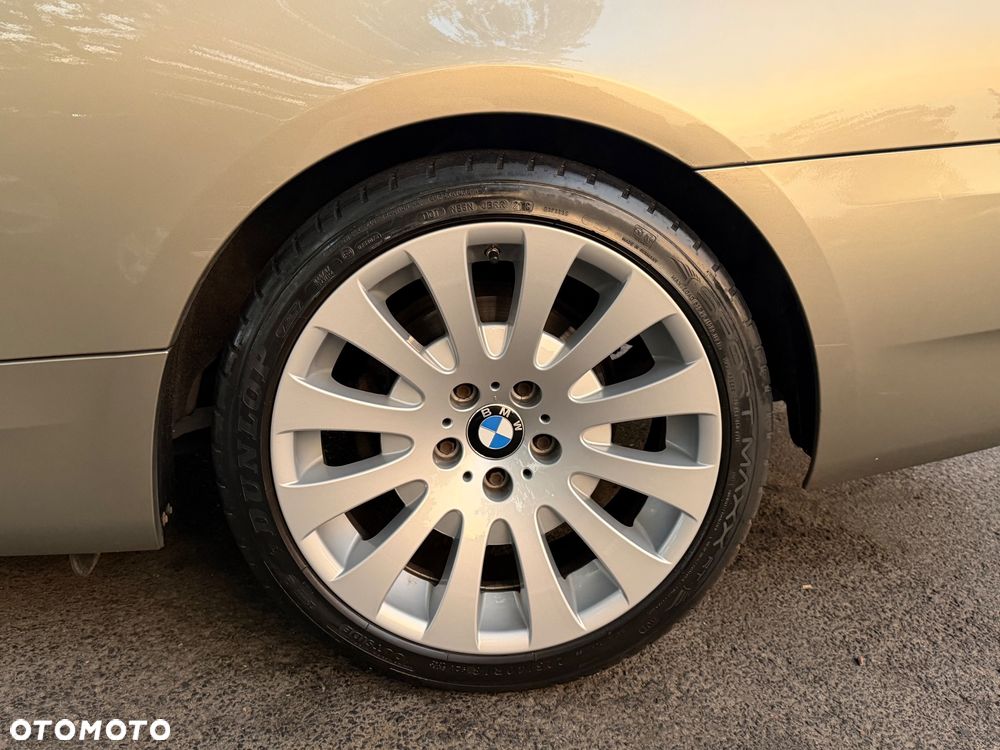 BMW Seria 3 320i - 9
