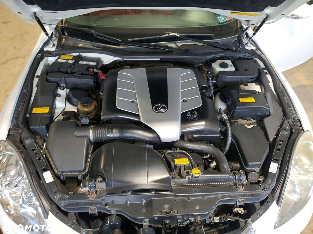 Lexus SC 430 - 12