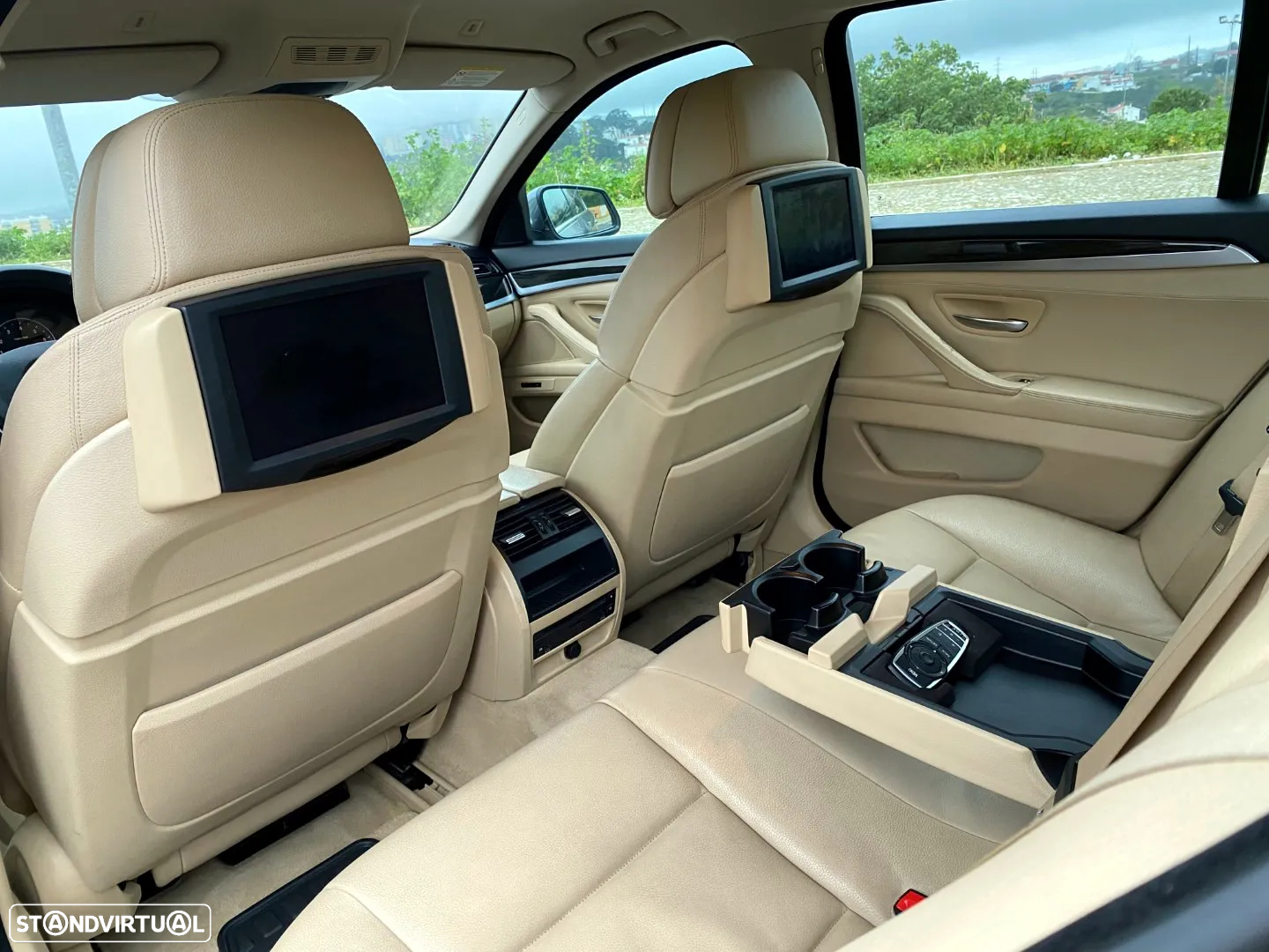 BMW 535 i Exclusive Auto 177g - 15