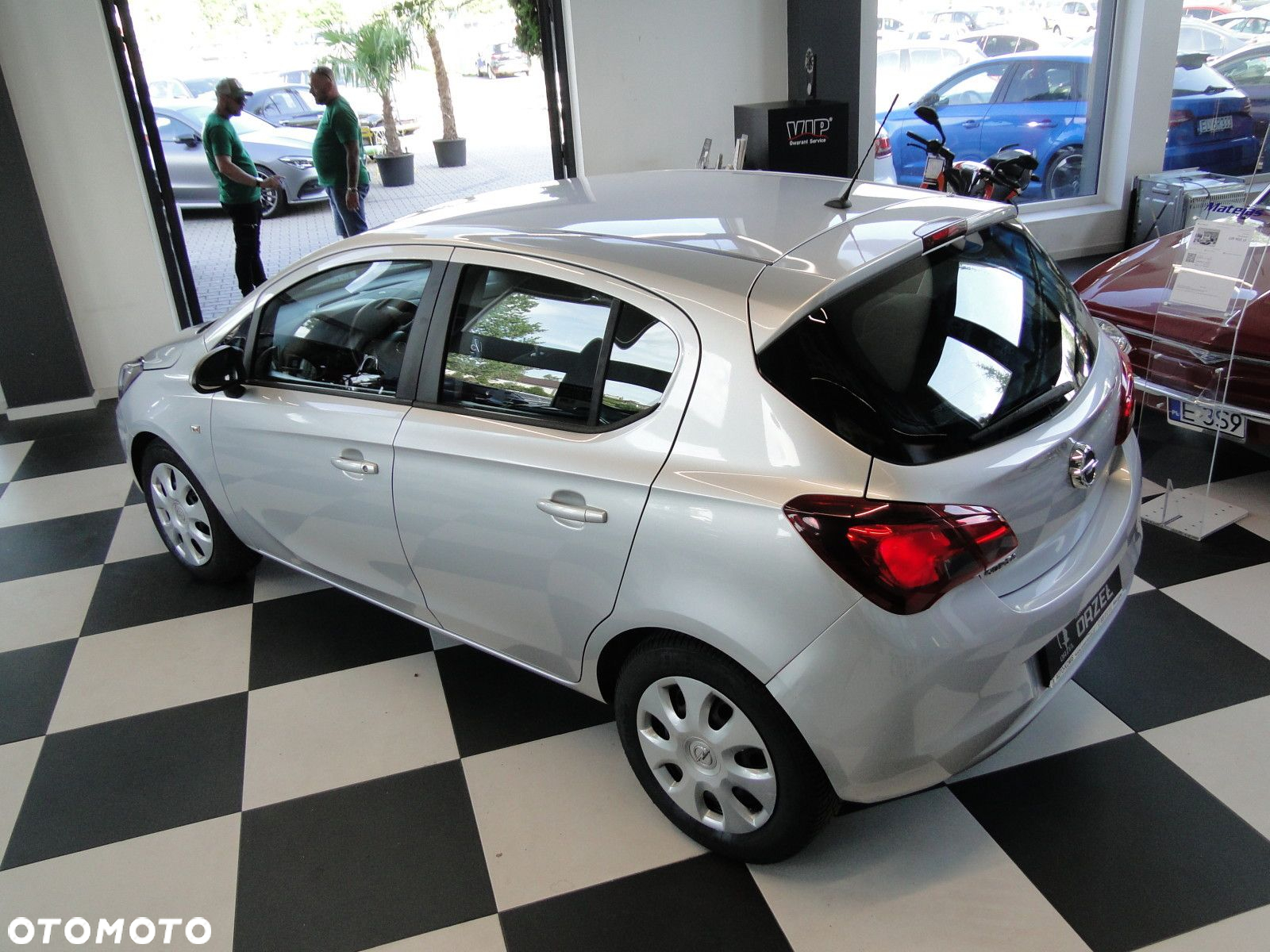 Opel Corsa - 2