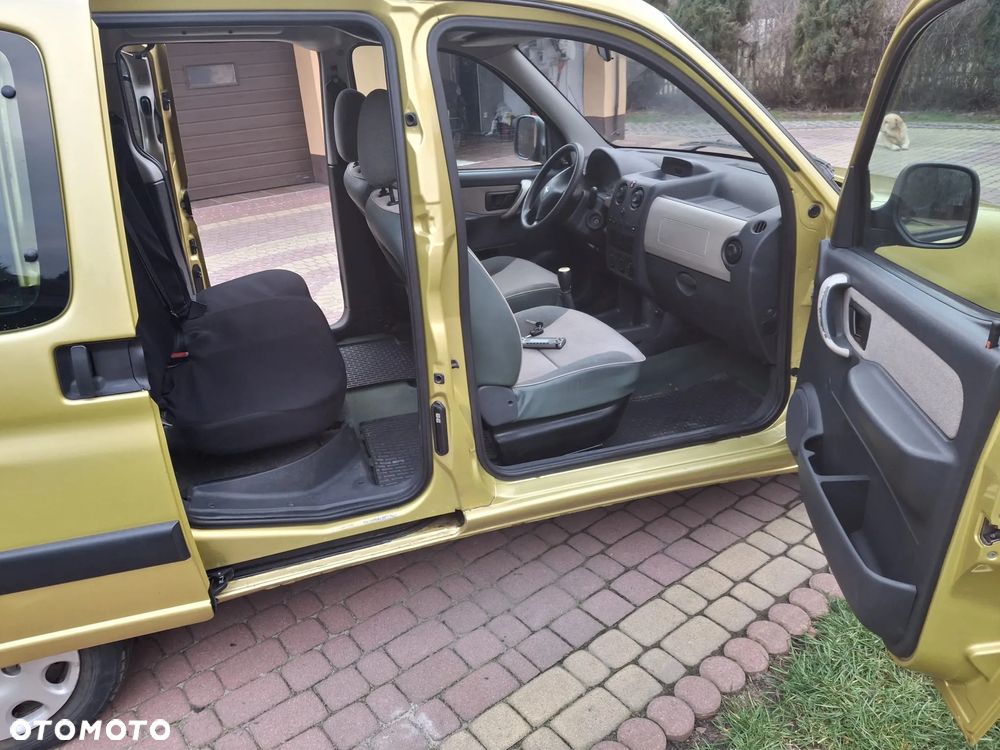 Peugeot Partner - 11