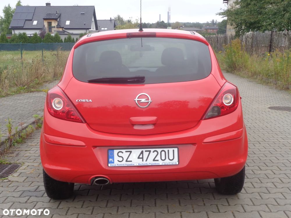 Opel Corsa 1.2 16V Energy - 9