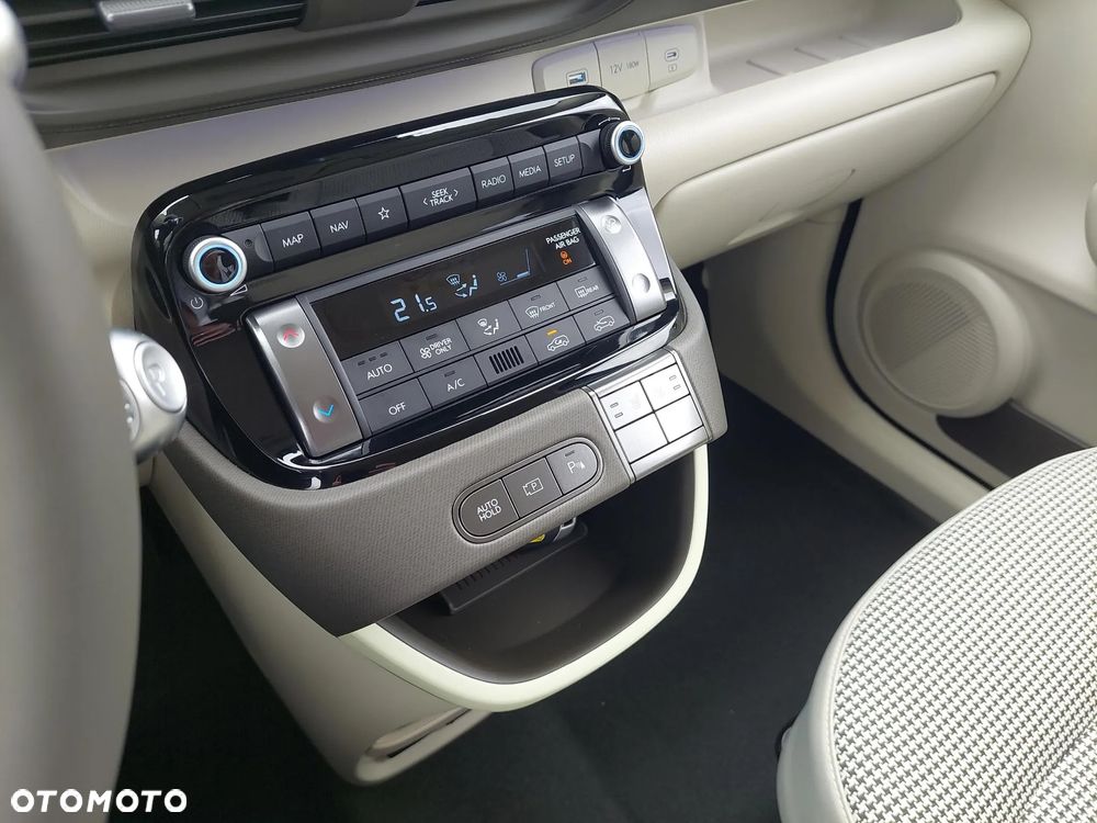 Hyundai Inster 49kWh Smart - 15