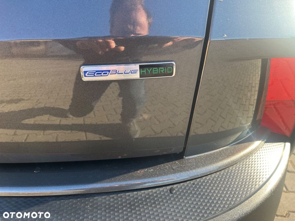 Ford Kuga 2.0 TDCi 4x2 Titanium - 11