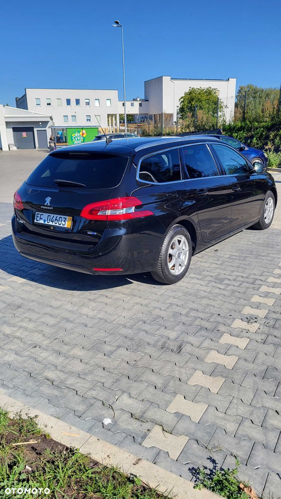 Peugeot 308 - 4