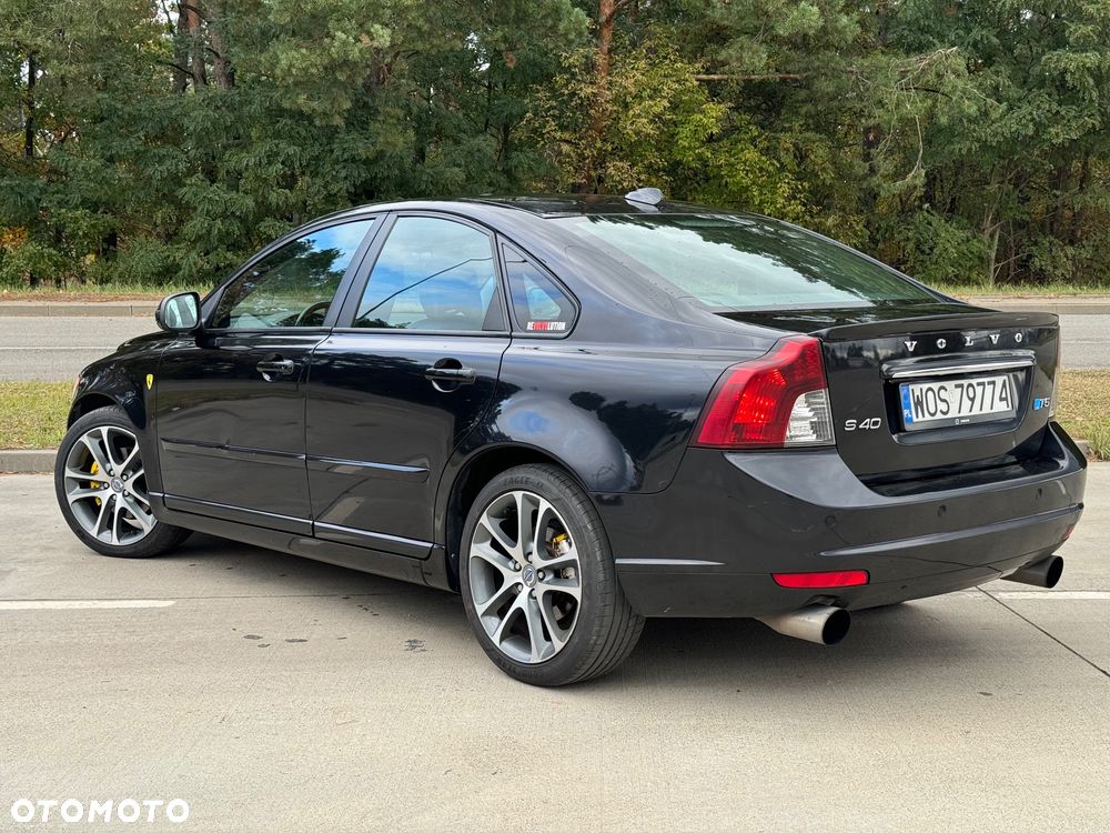 Volvo S40 T5 Summum - 3