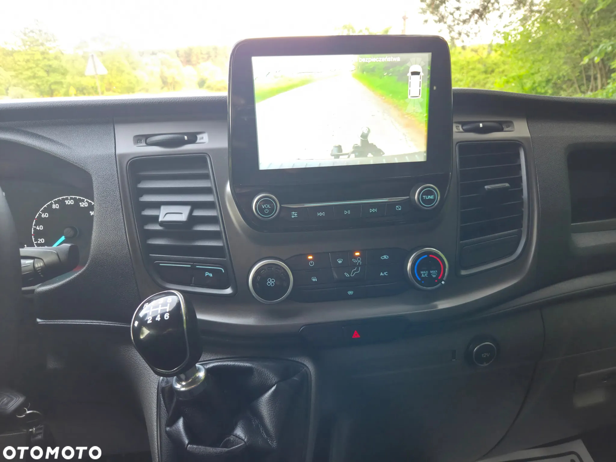 Ford Transit - 17