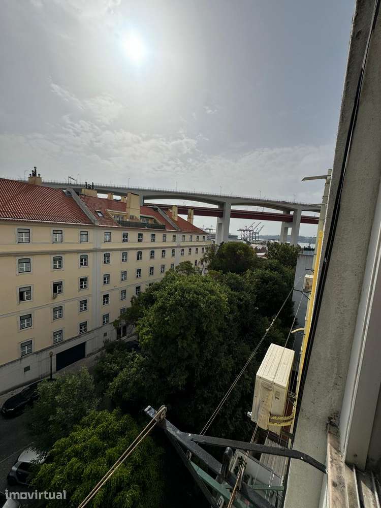 Apartamento T2 Santo Amaro Alcantara Renovado - Grande imagem: 2/12