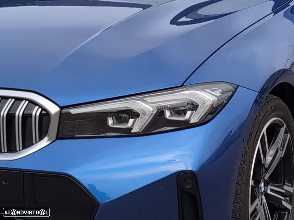 BMW 320 d Pack Desportivo M Auto - 3