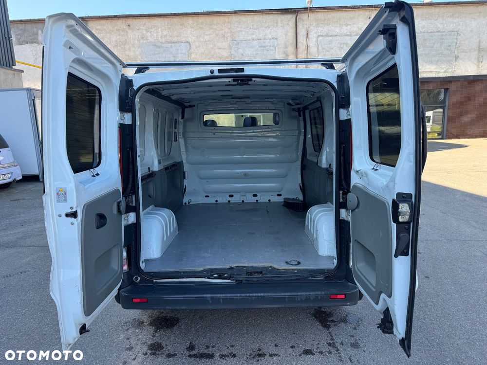 Renault Trafic - 14