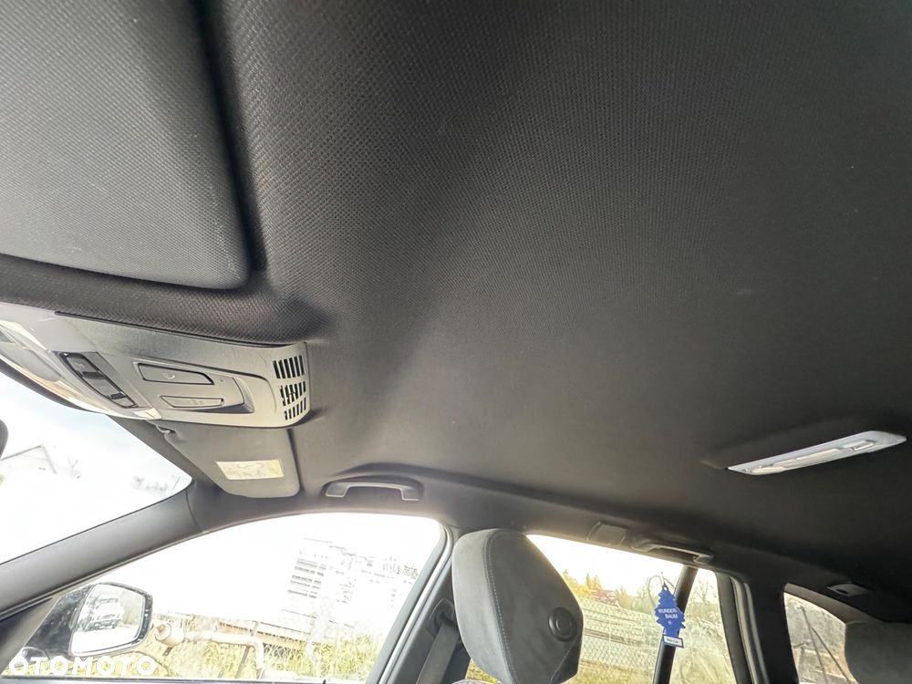 BMW Seria 3 3er Touring Sport Line - 20