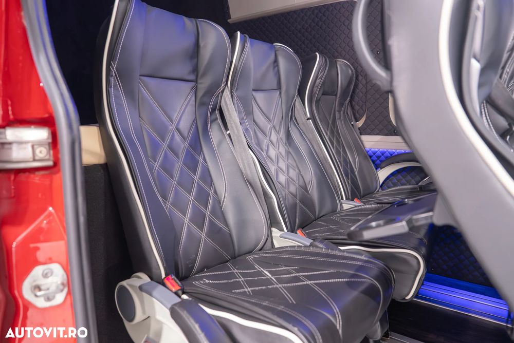 Mercedes-Benz Sprinter - 14