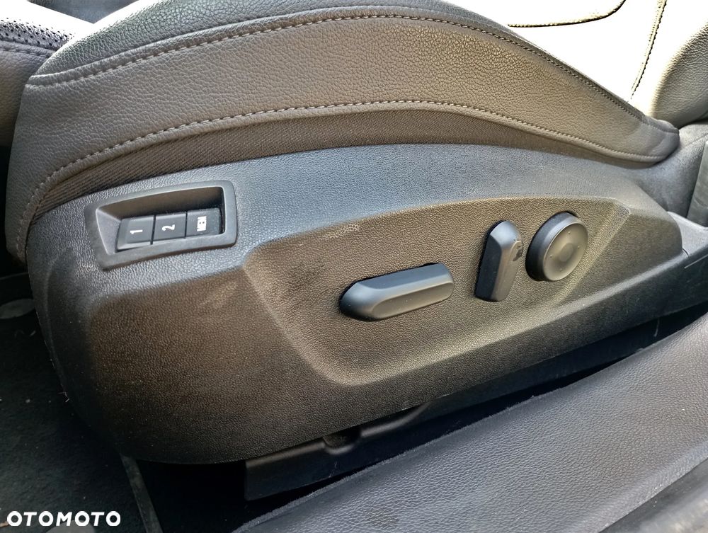 Opel Insignia 2.0 CDTI ecoFLEX Start/Stop Business Innovation - 13