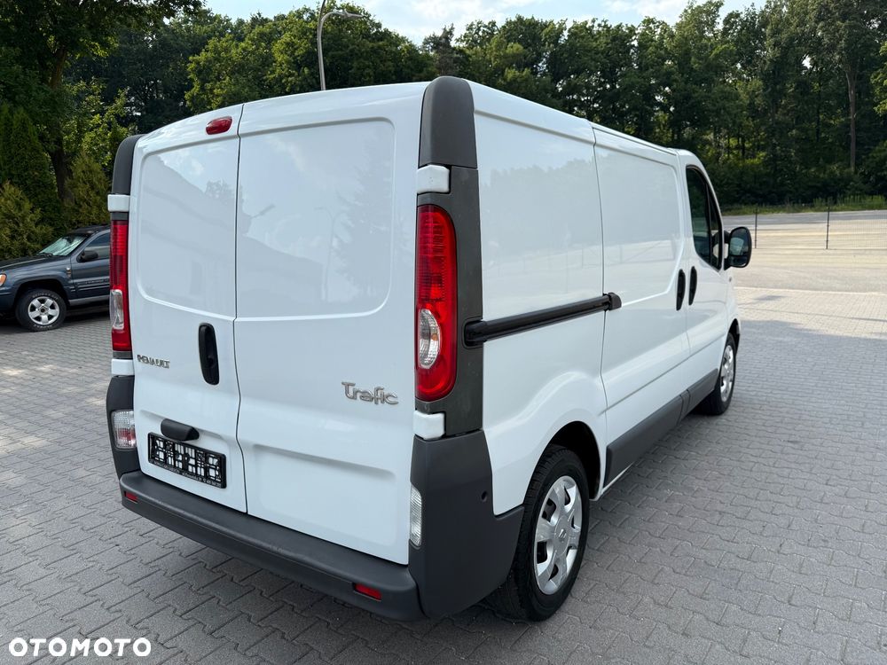 Renault Trafic - 2