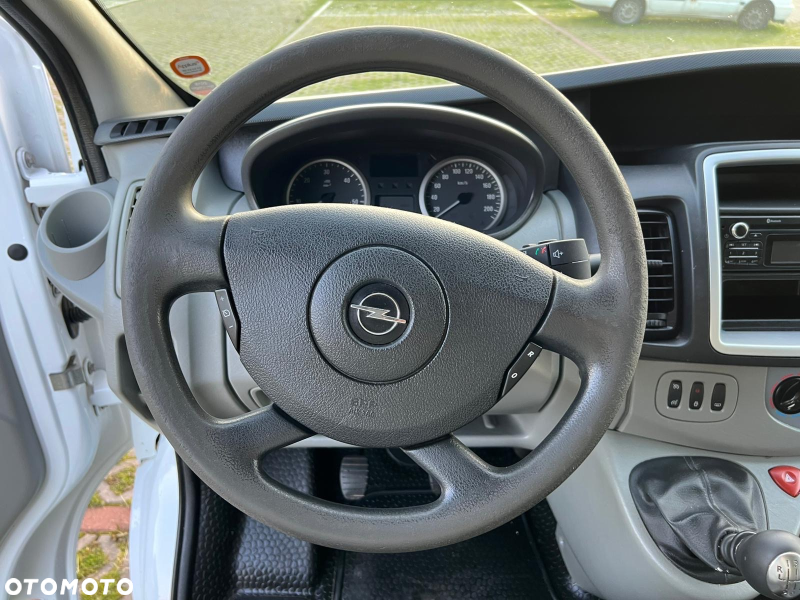 Opel Vivaro - 19