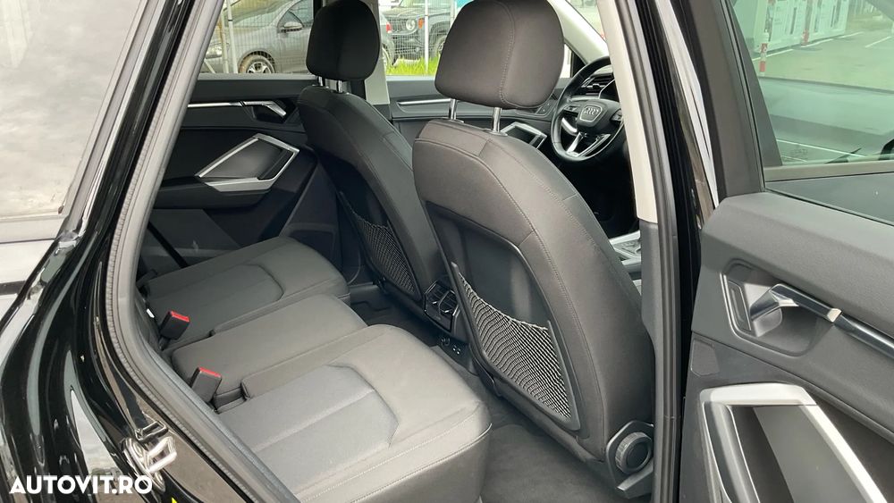 Audi Q3 2.0 40 TFSI S tronic quattro - 7