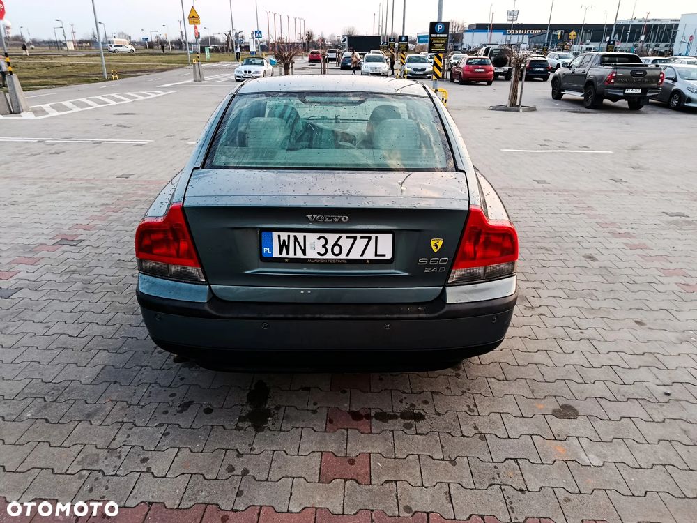 Volvo S60 - 3
