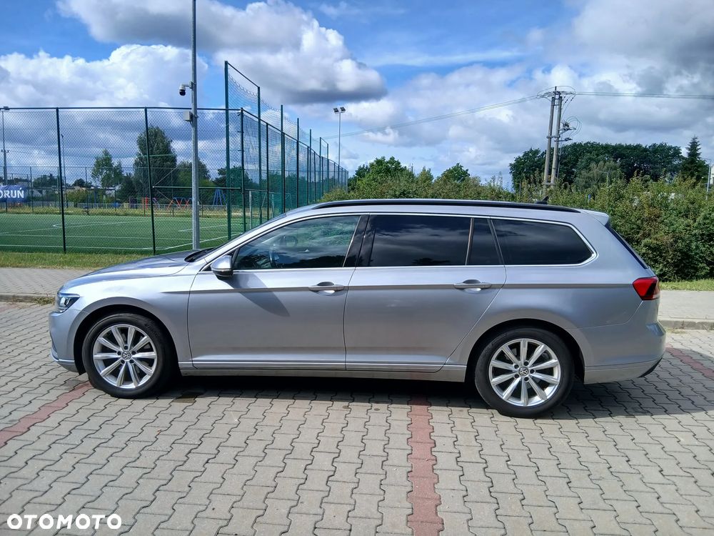 Volkswagen Passat 2.0 TDI SCR DSG Elegance - 8