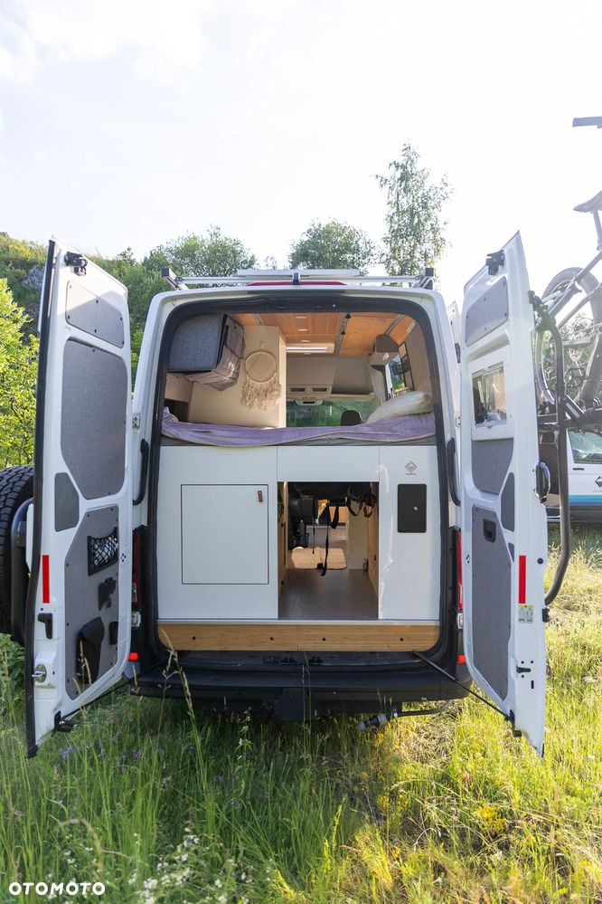 Volkswagen Crafter 4x4 kampervan - Vanway Campervans - 14