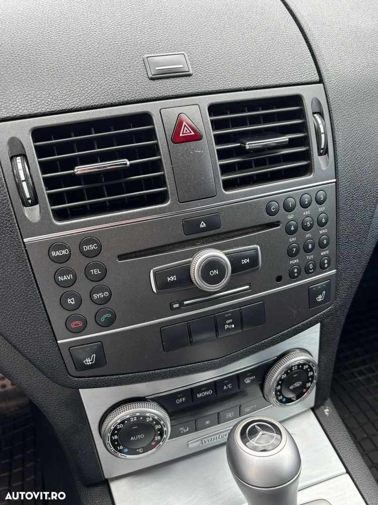 Mercedes-Benz C - 19