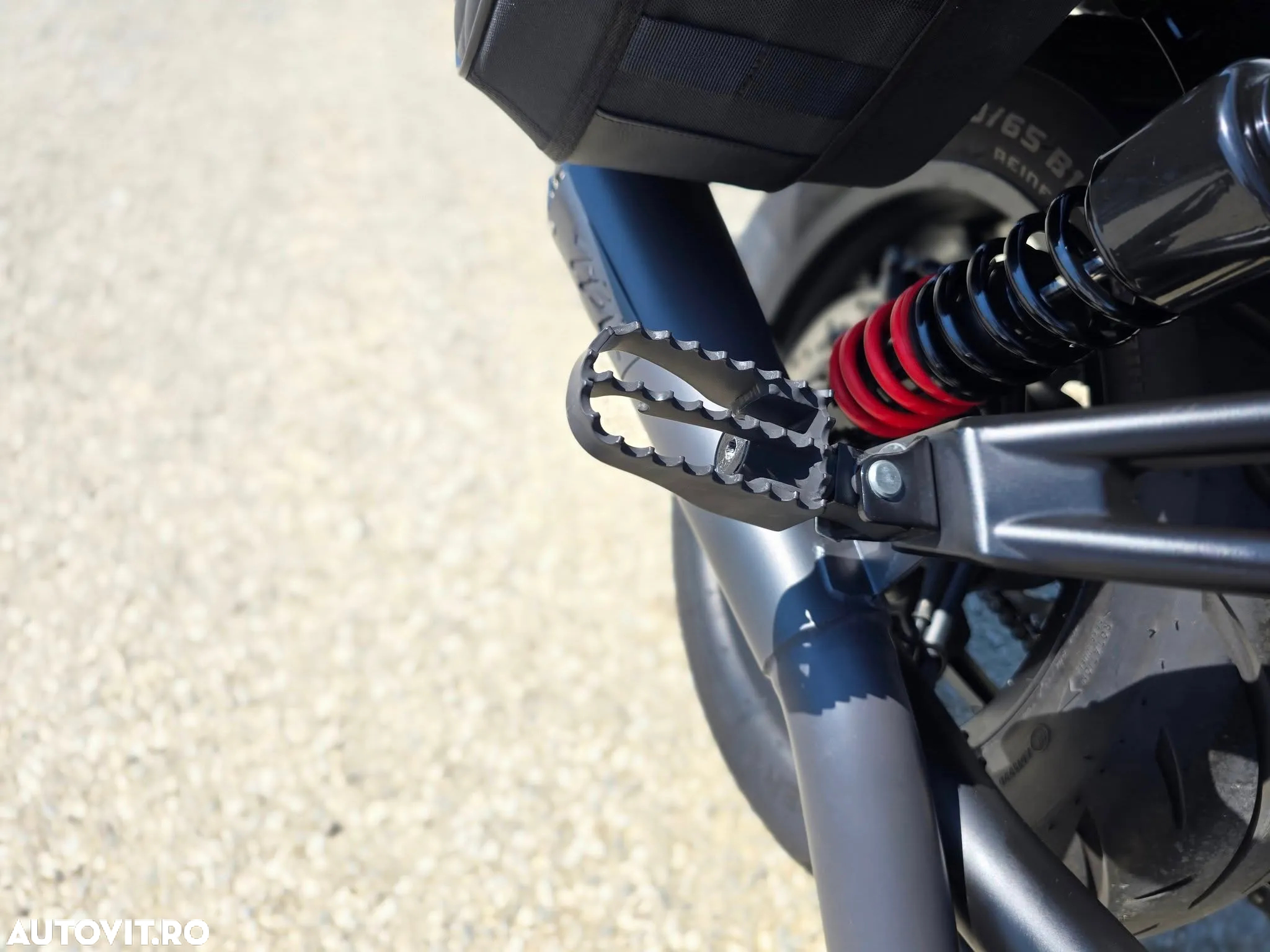 Honda Rebel 1100 - 9