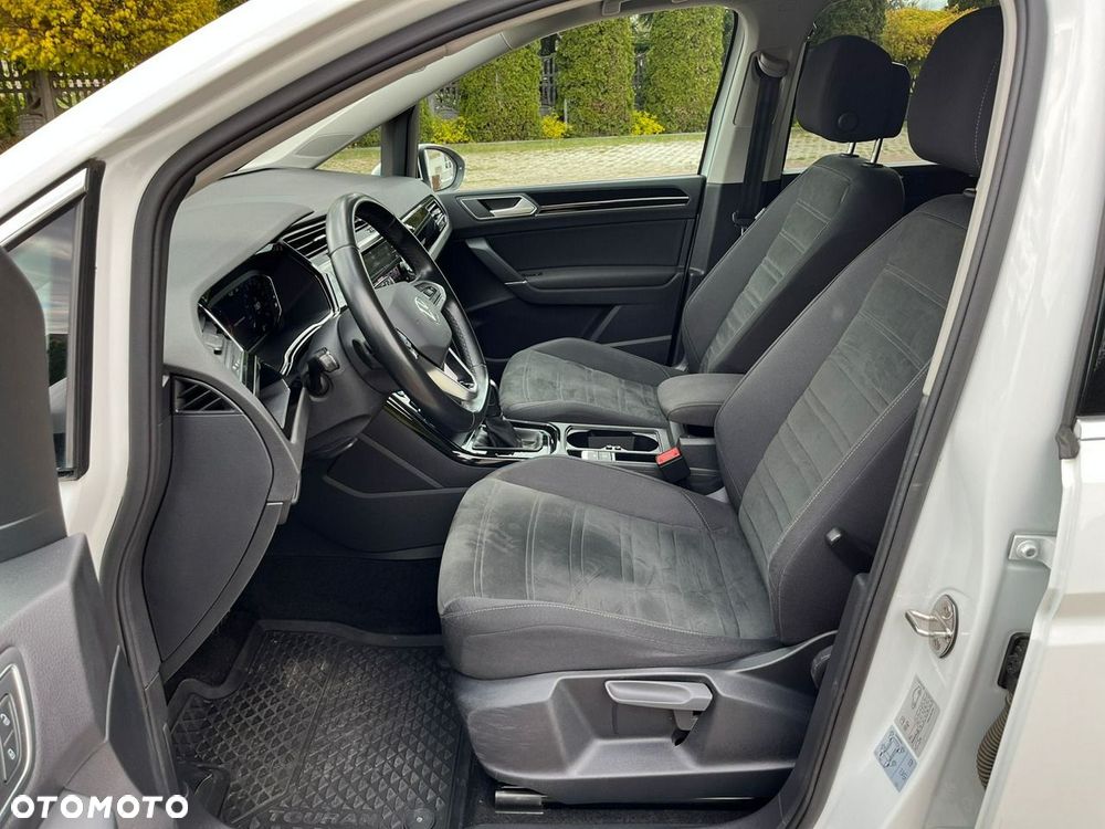 Volkswagen Touran 2.0 TDI SCR DSG Highline - 32