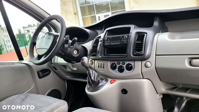 Renault Trafic - 14
