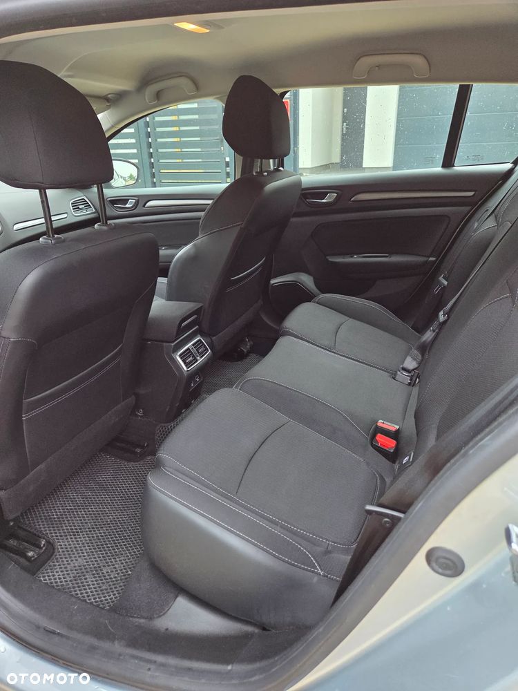 Renault Megane 1.6 E-TECH Plug-In Zen - 14