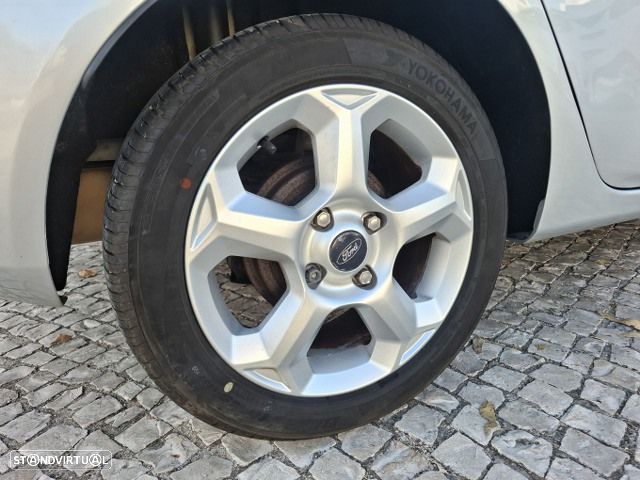 Ford Fiesta 1.25 Trend - 43
