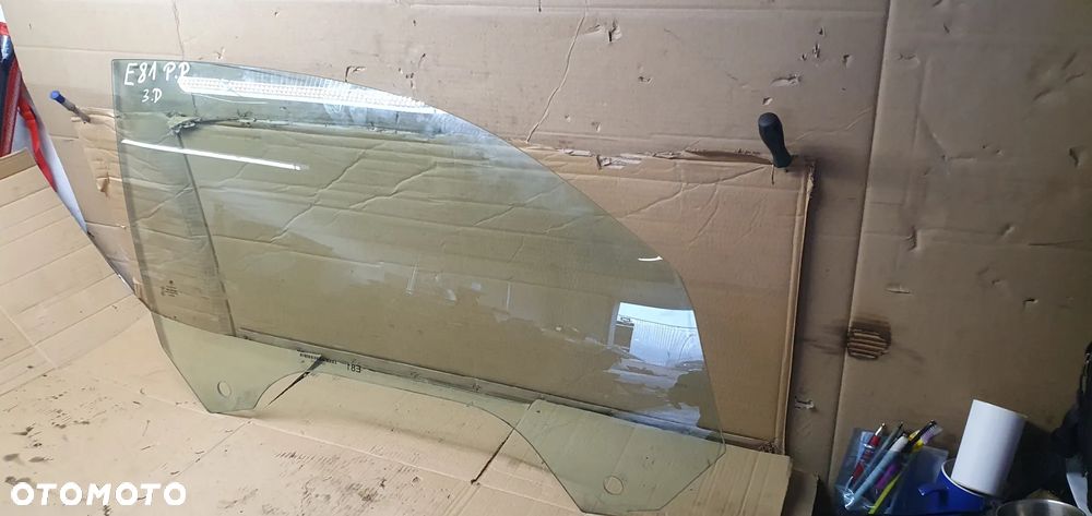 Szyba prawy przód przednia prawa BMW 1 E81 AS2 07r - 3