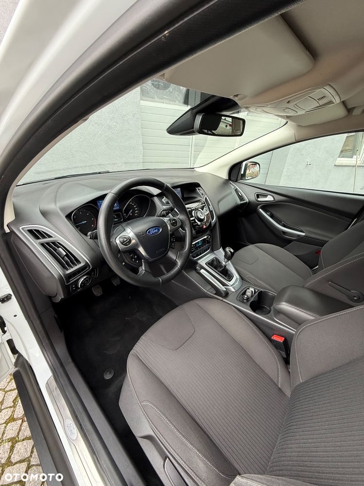 Ford Focus 1.6 TDCi DPF Start-Stopp-System Titanium - 10