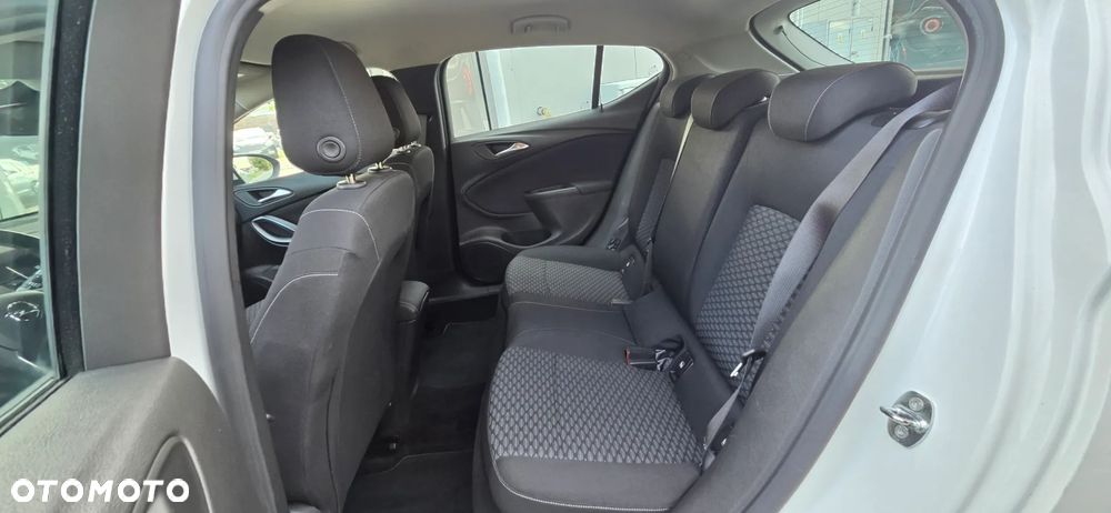 Opel Astra 1.4 Turbo Dynamic - 34