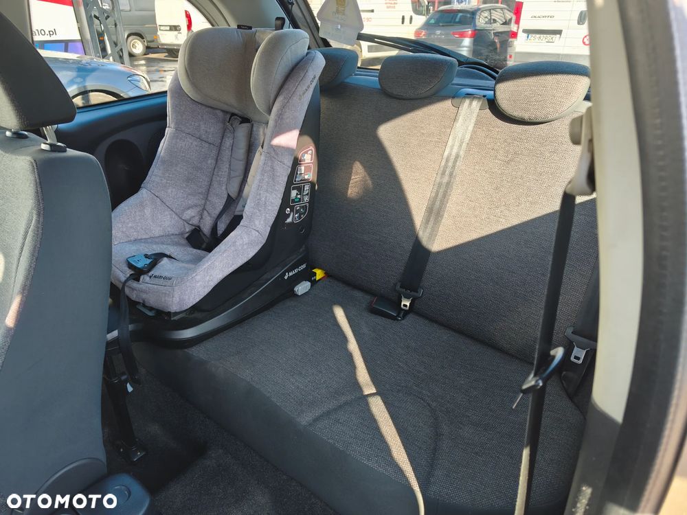 Nissan Micra 1.2 Visia - 11