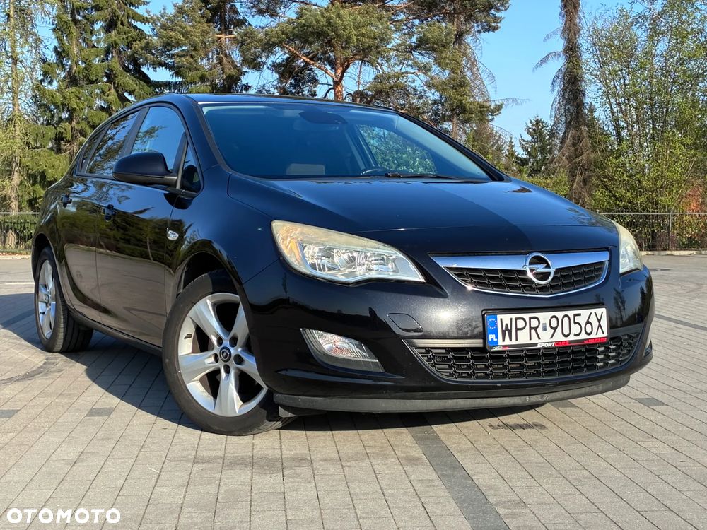 Opel Astra - 1