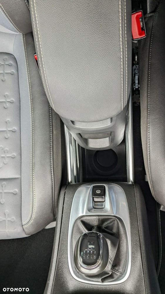 Opel Meriva - 32
