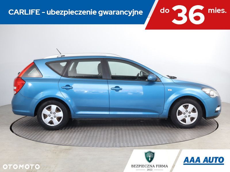 Kia Ceed - 7