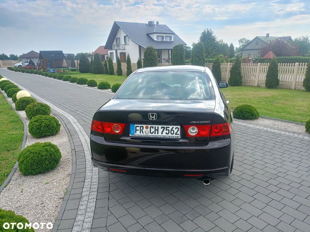 Honda Accord 2.0 i Sport - 9