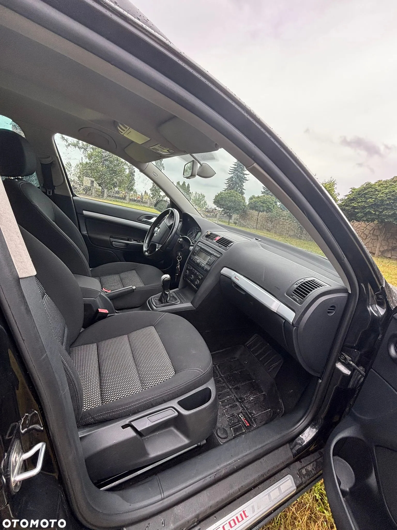 Skoda Octavia Scout 2.0 FSI - 11