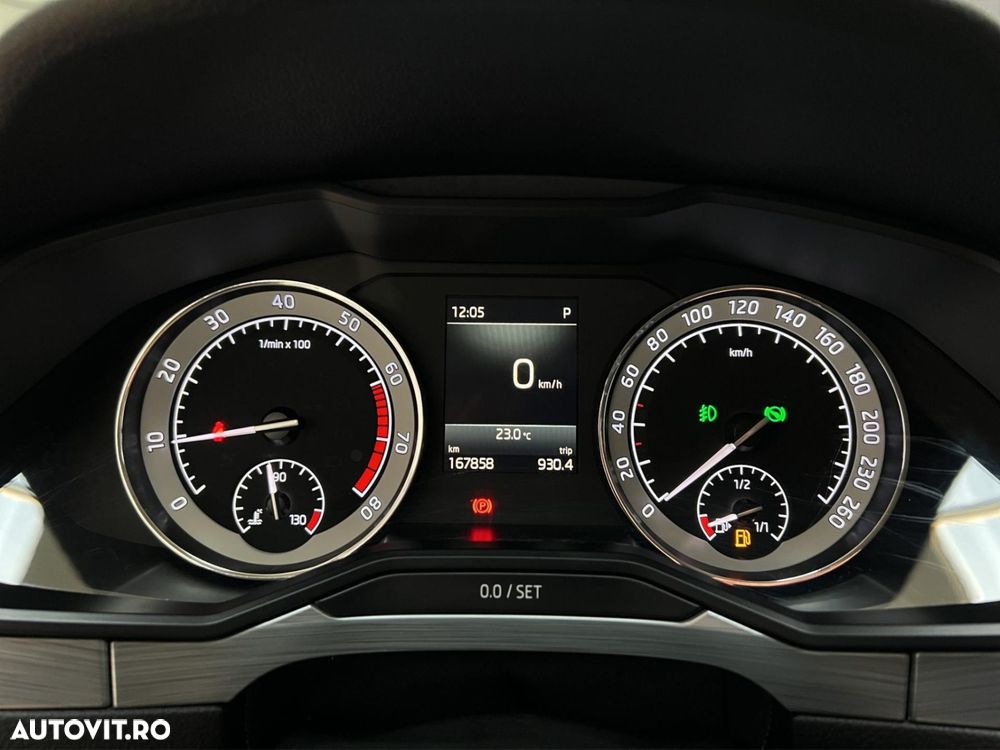 Skoda Superb 1.5 TSI ACT DSG Ambition - 8