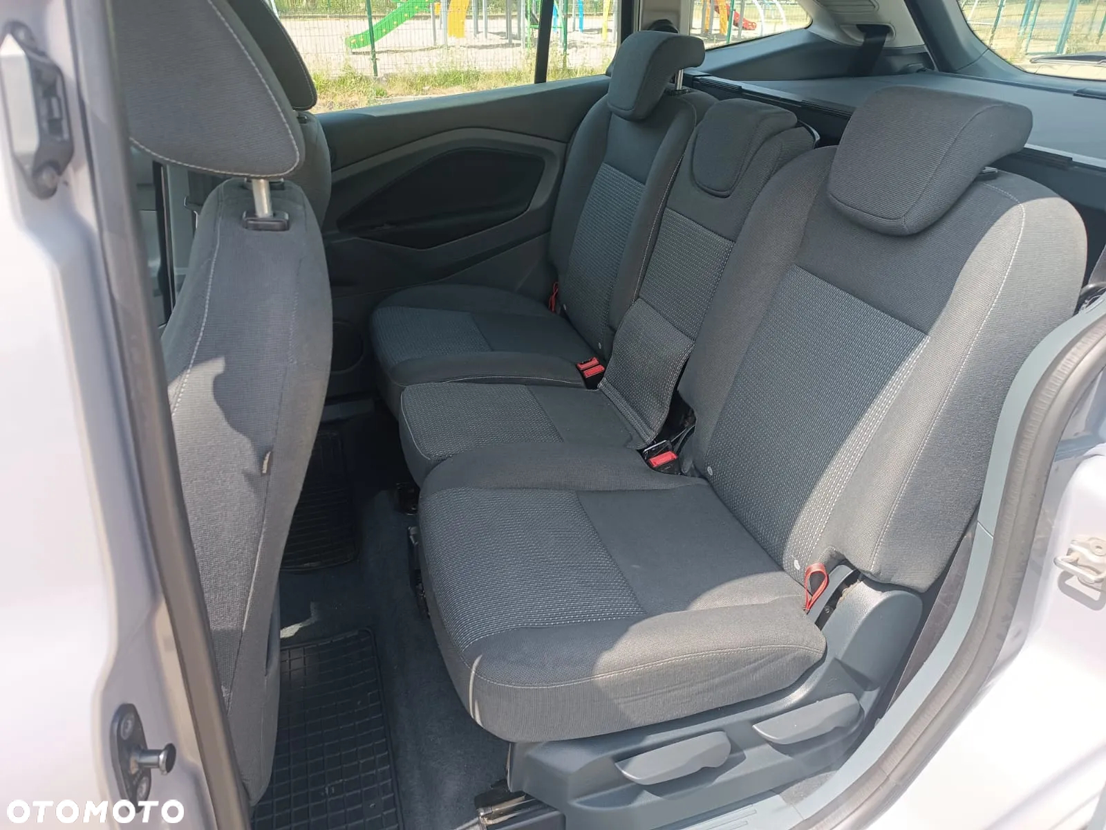 Ford Grand C-MAX 1.6 TDCi Edition - 16