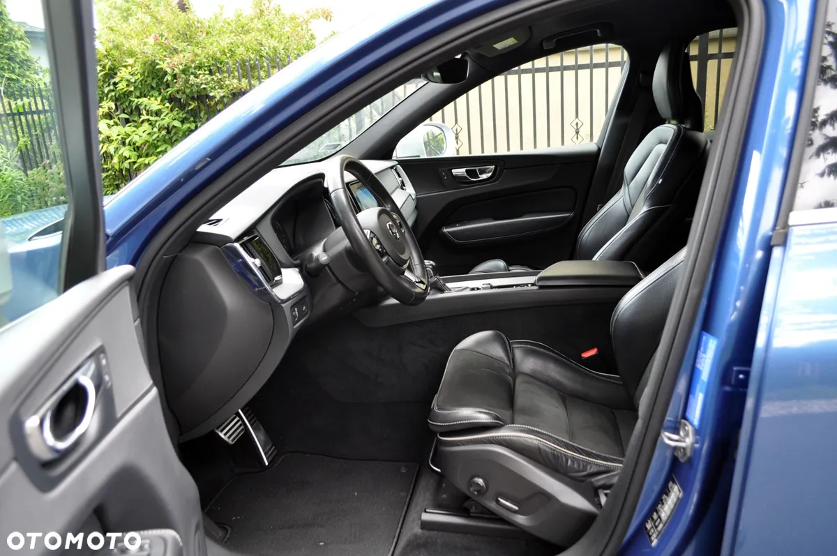 Volvo XC 60 D5 SCR AWD R-Design - 14