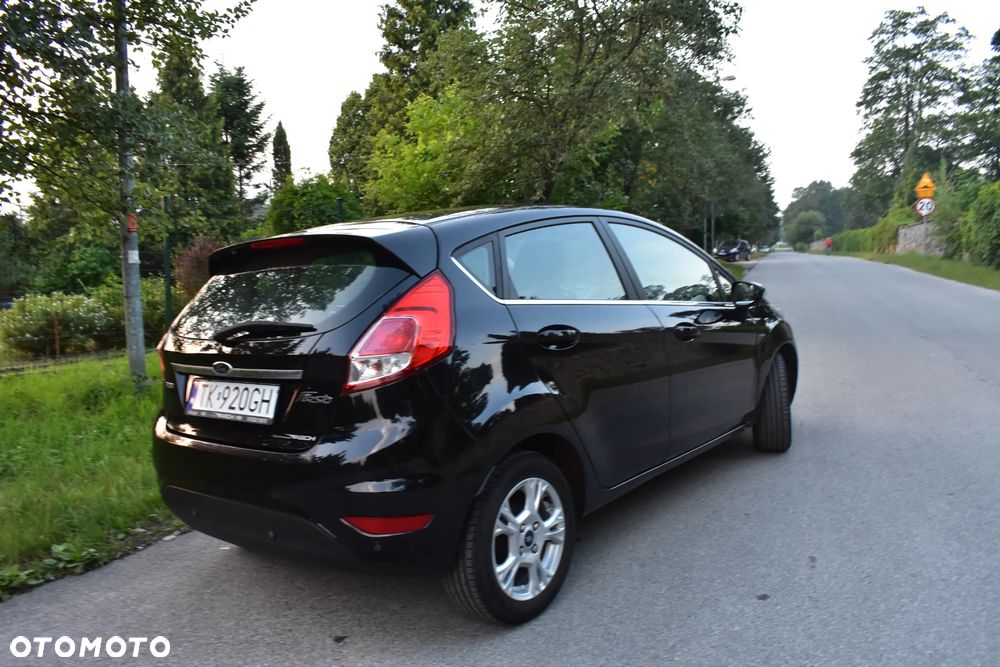 Ford Fiesta 1.0 EcoBoost Titanium X - 28