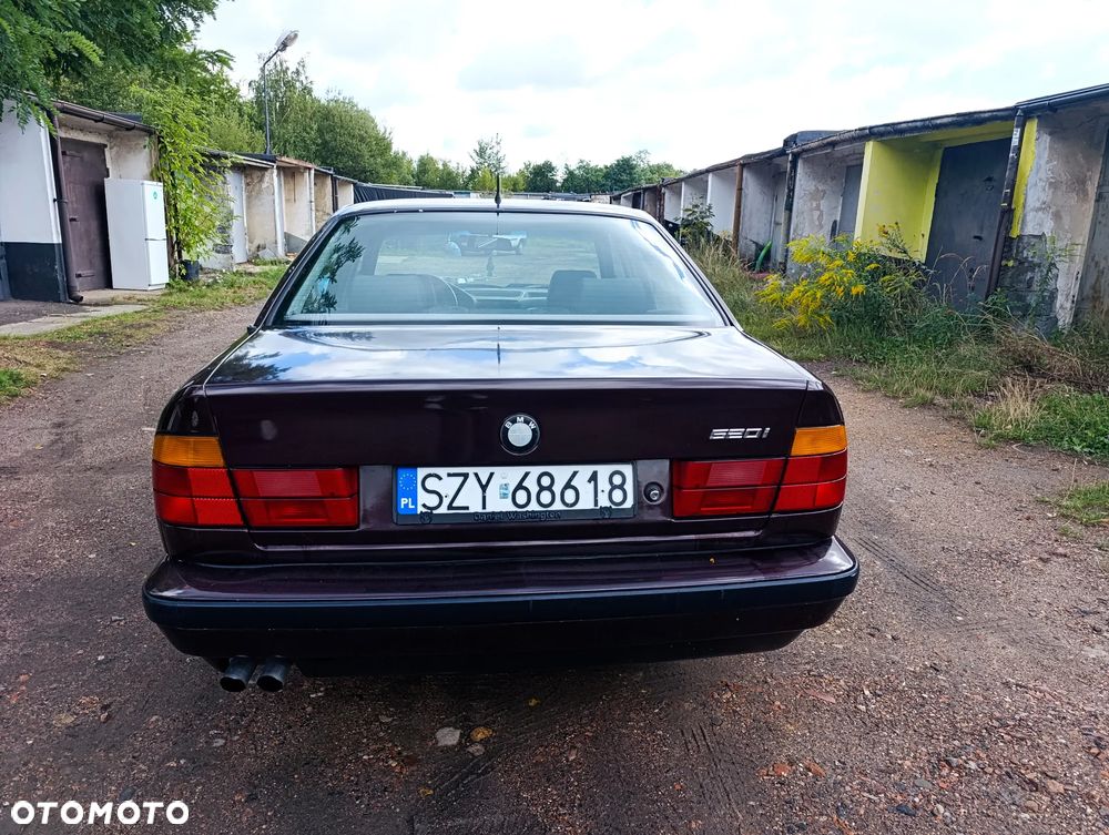 BMW Seria 5 520i - 10