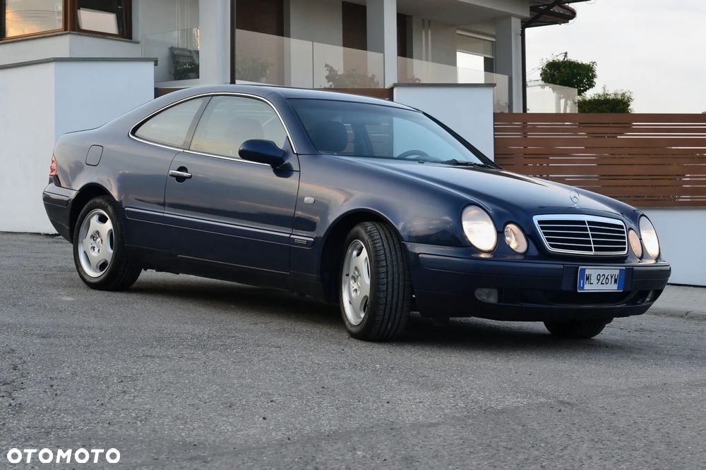 Mercedes-Benz CLK - 1