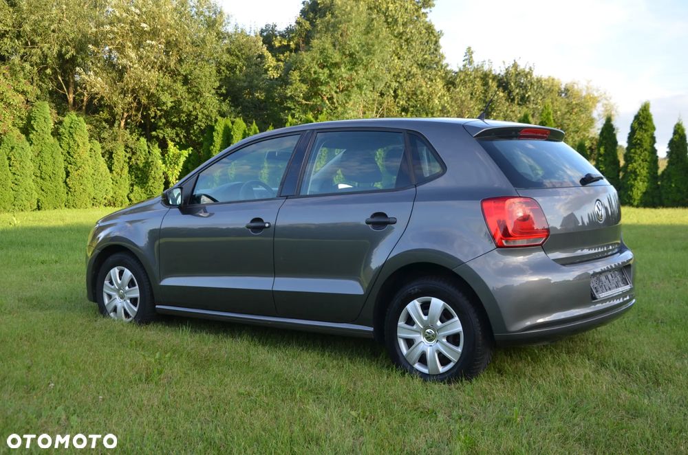 Volkswagen Polo - 8