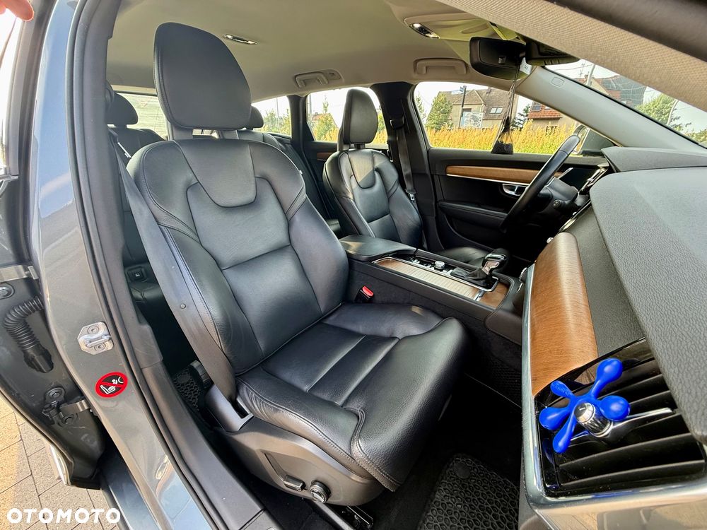 Volvo V90 D5 AWD Geartronic Momentum - 20